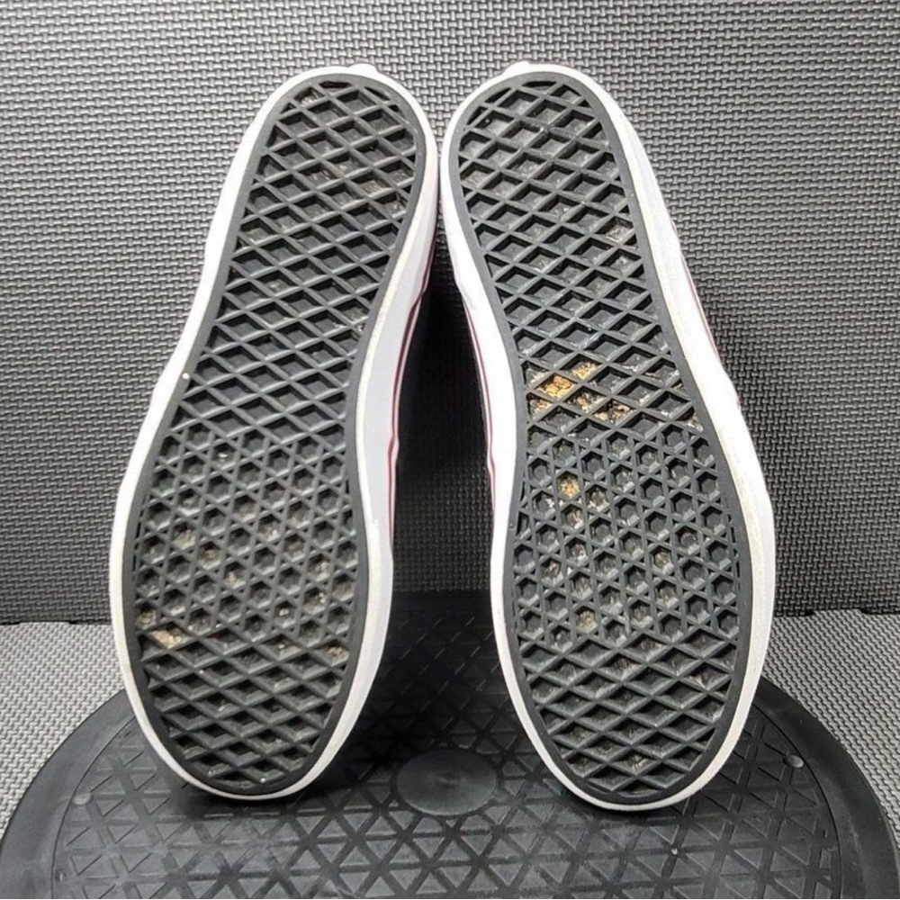 Vans - Picture 4 of 5
